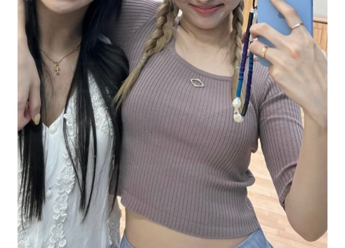 미스치프 스퀘어넥 크롭티 상품이미지2