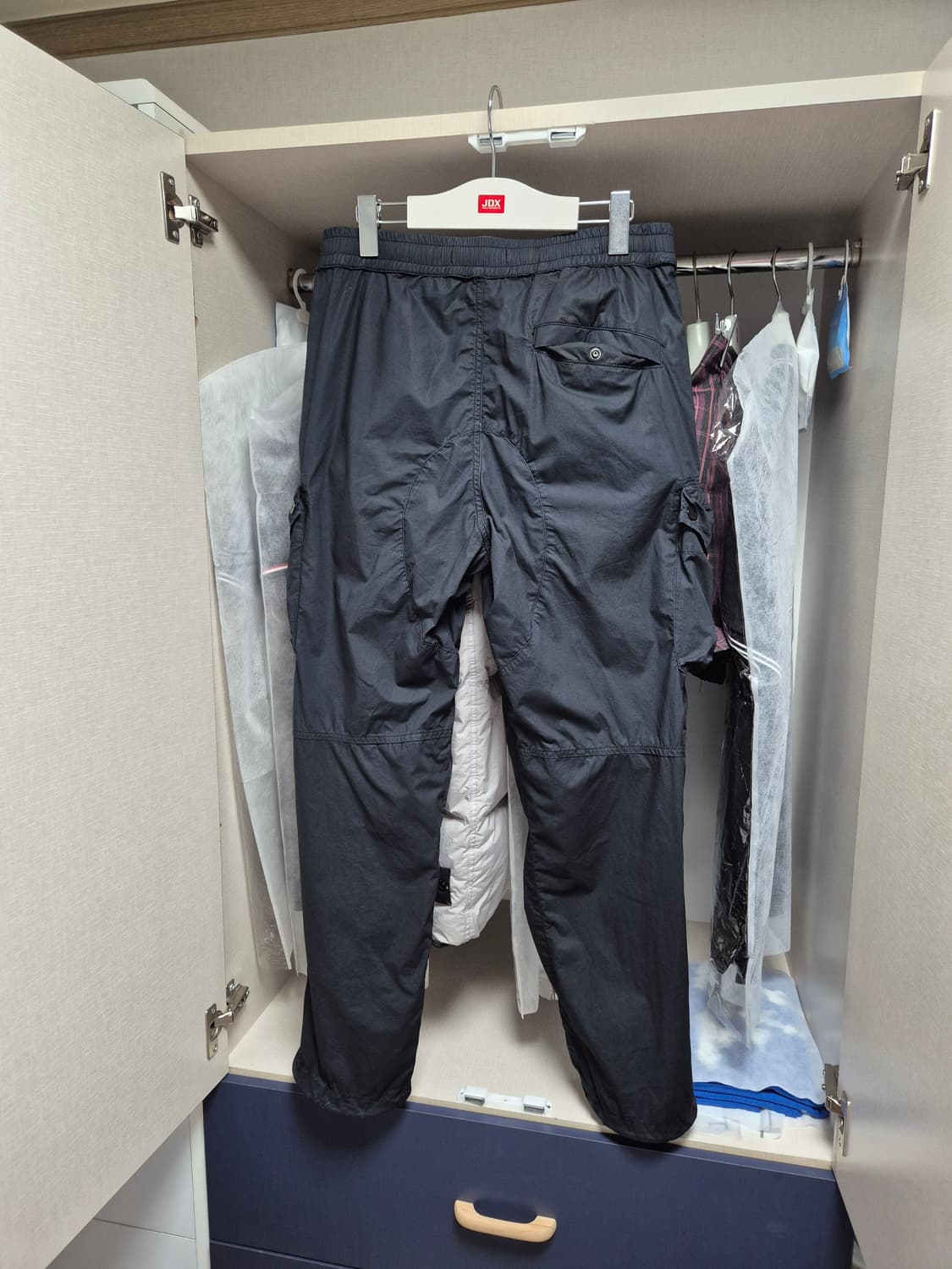 새상품급 21SS스톤아일랜드 탄창 카고바지 28-29-30 블랙 상품이미지2