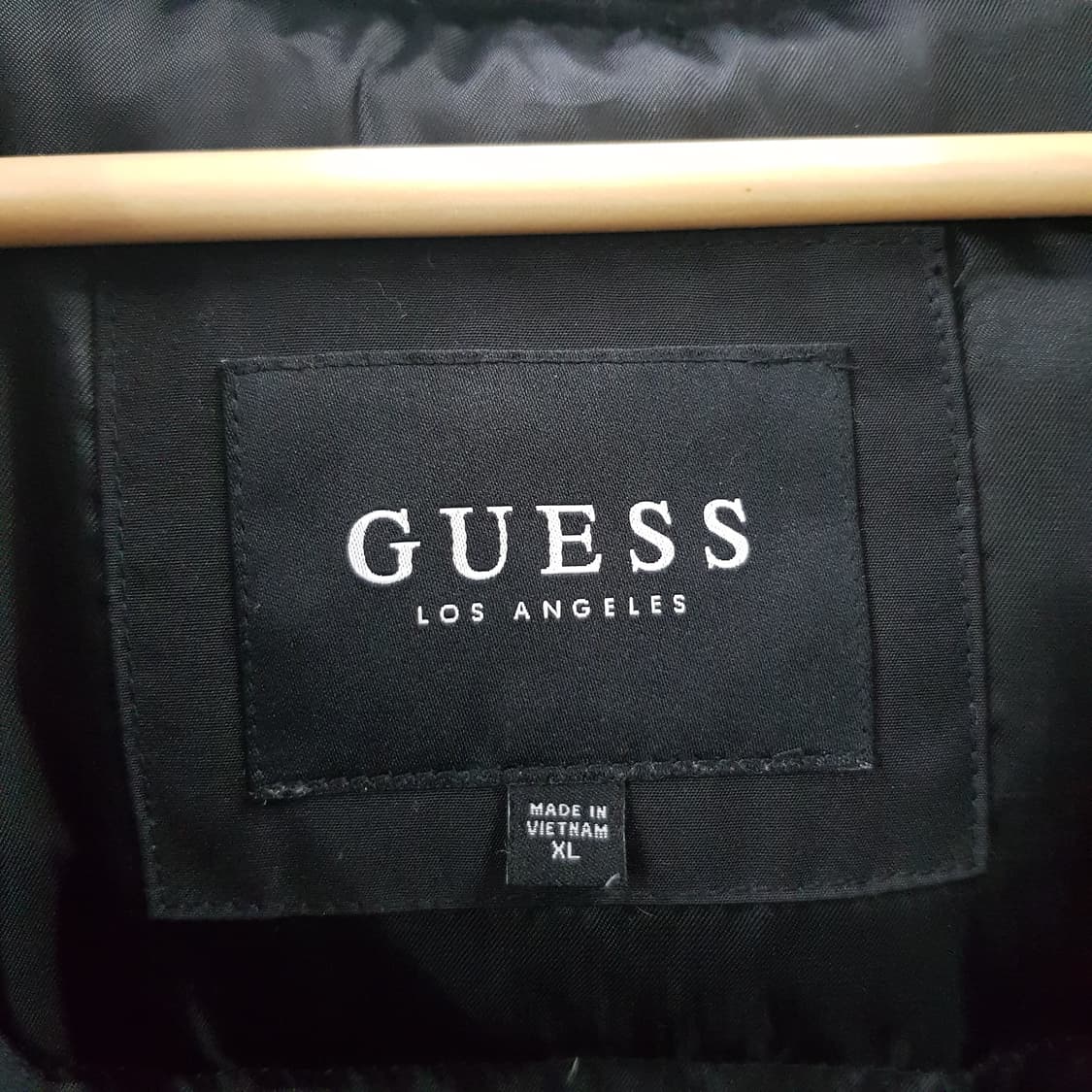 게스 봄버 패딩 XL사이즈  상품이미지3