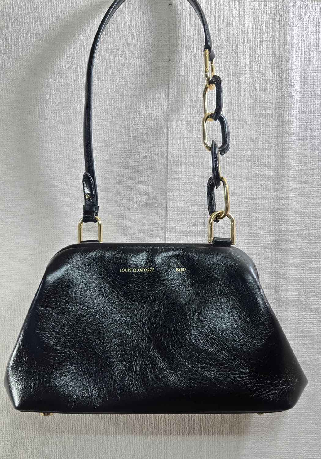 루이까또즈 미착용제품 블랙레더 숄더백 상품이미지1