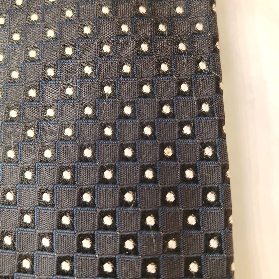 아쿠아스큐텀 실크 네이비 도트 패턴 넥타이 9.4cm B등급 A19574 상품이미지7