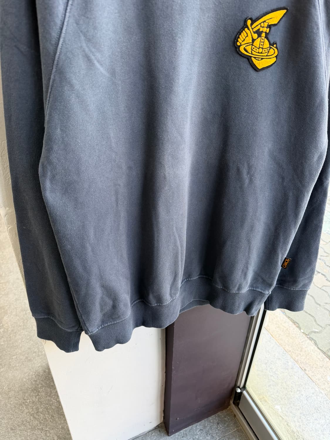 L/ 비비안웨스트우드 맨즈 로고 맨투맨 상품이미지4