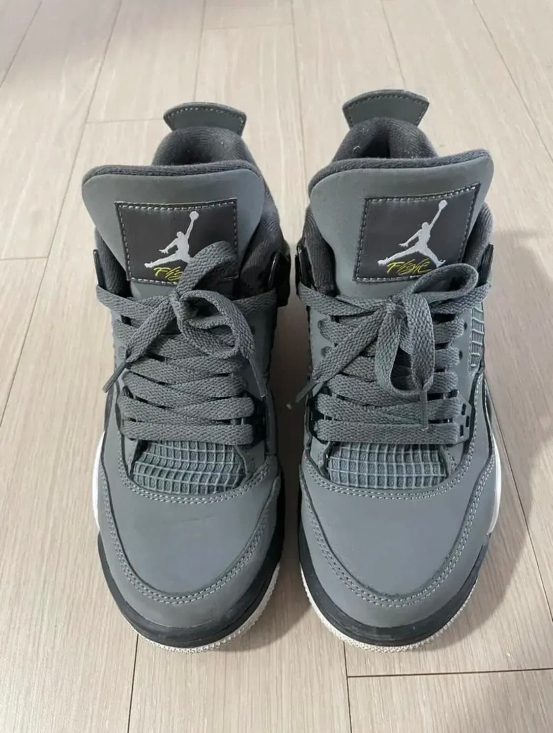 조던4 레트로 쿨그레이 235(4.5Y) 상품이미지3