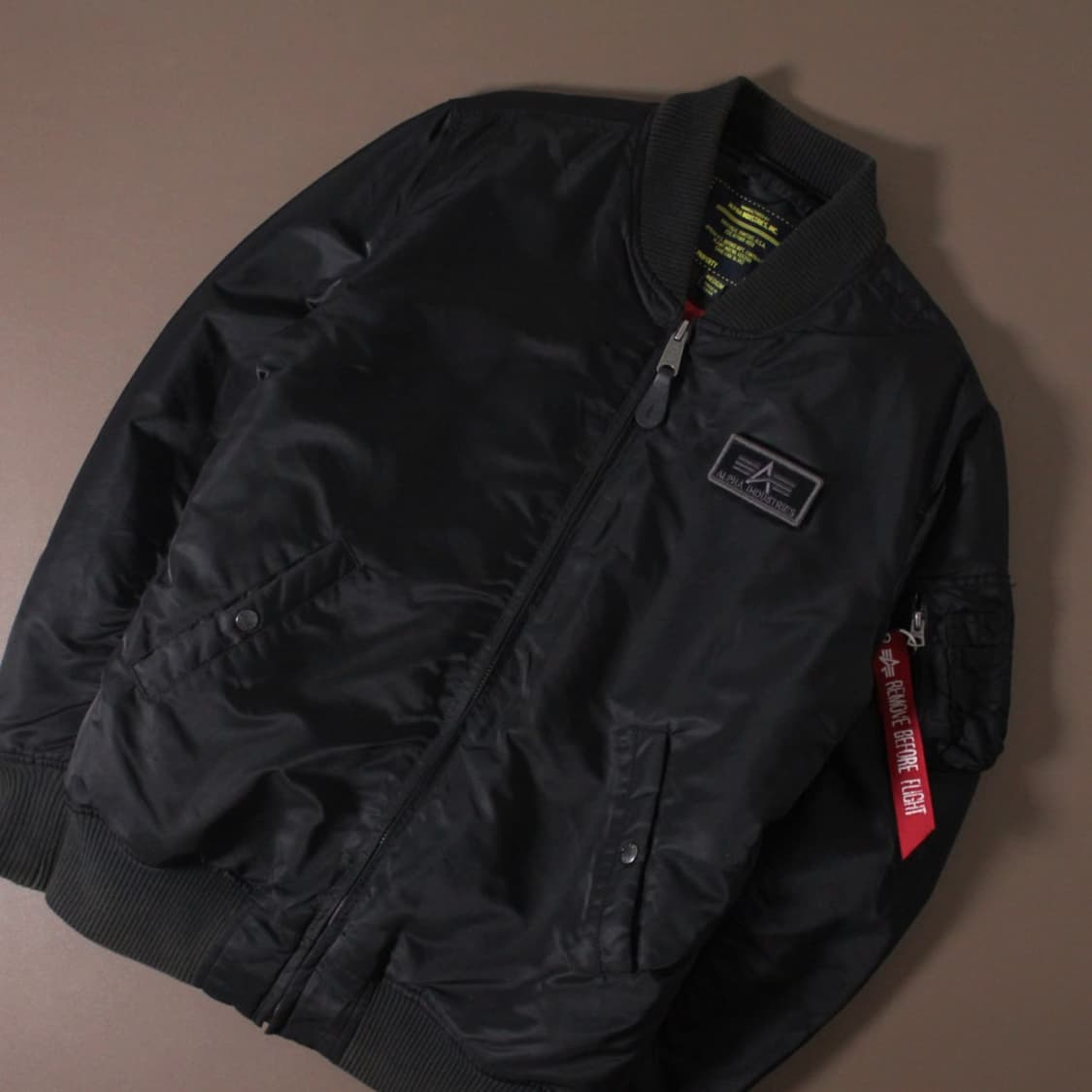 Alpha Industries 알파인더스트리 MA-1 클래식 블랙 자켓 상품이미지2