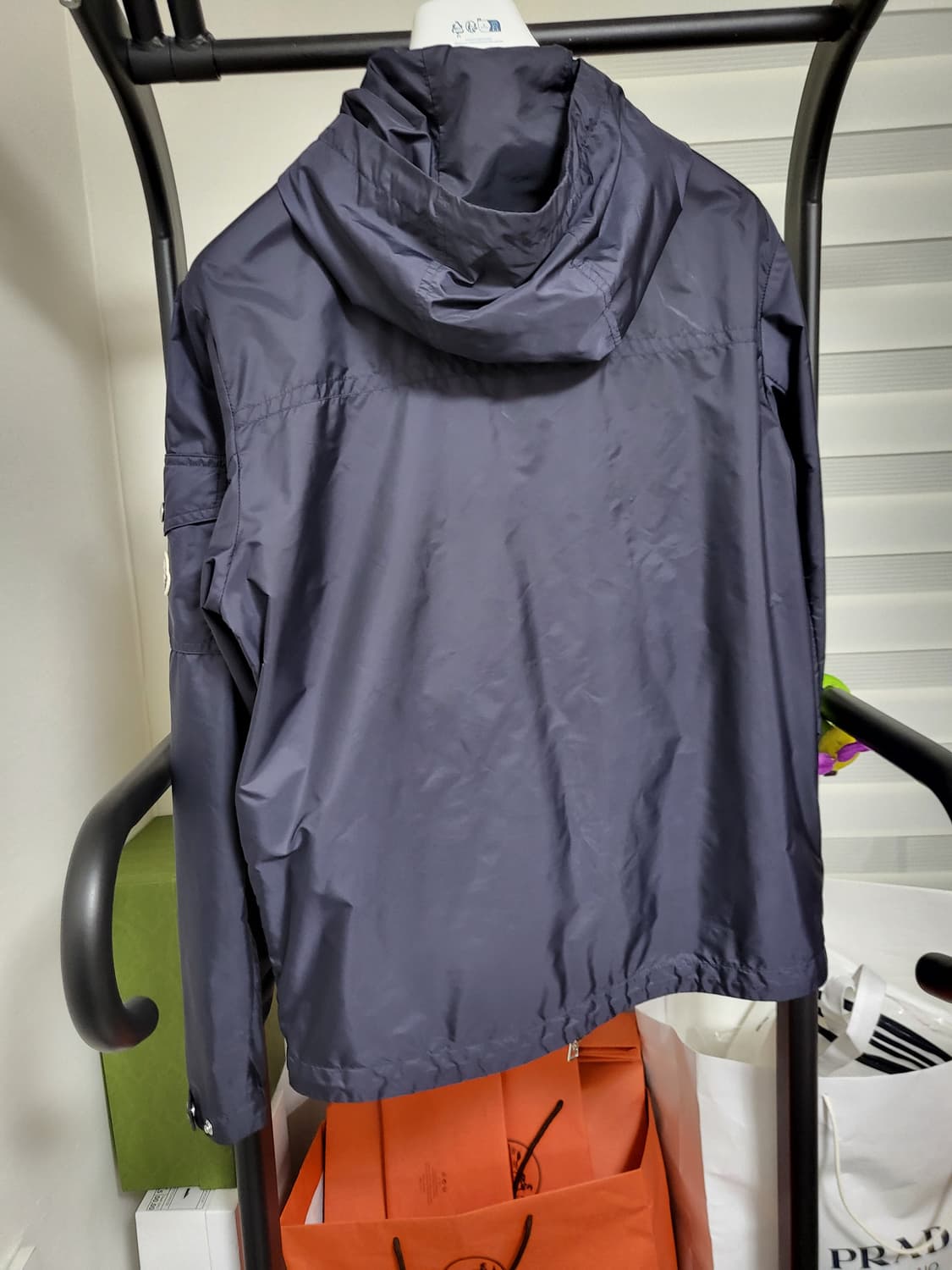 24SS 몽클레어 에티아슈 바람막이 레인자켓 2 상품이미지6