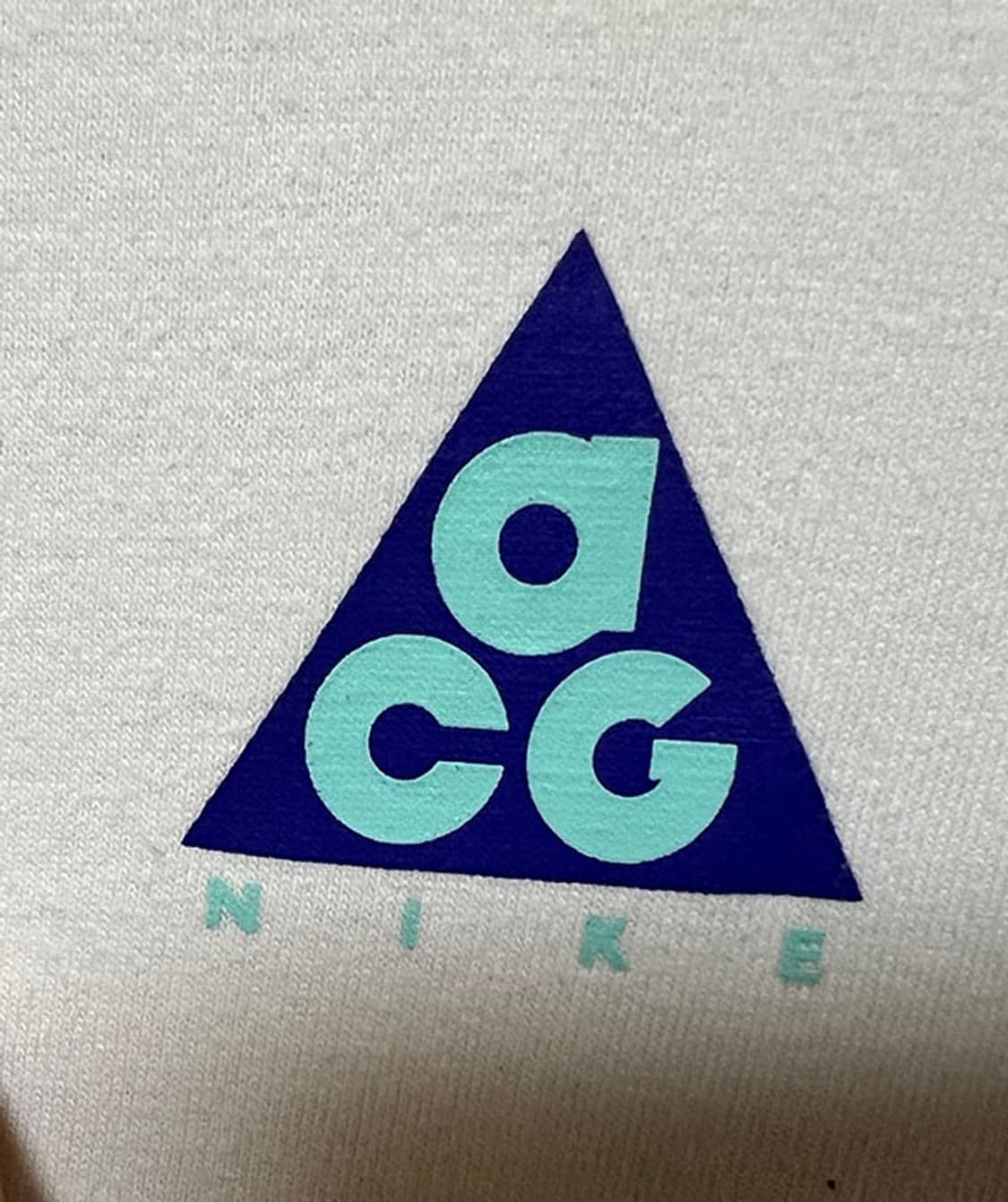 NIKE 나이키 ACG 그린 네오 남자 반팔티 화이트 캐주얼 L 100 상품이미지4
