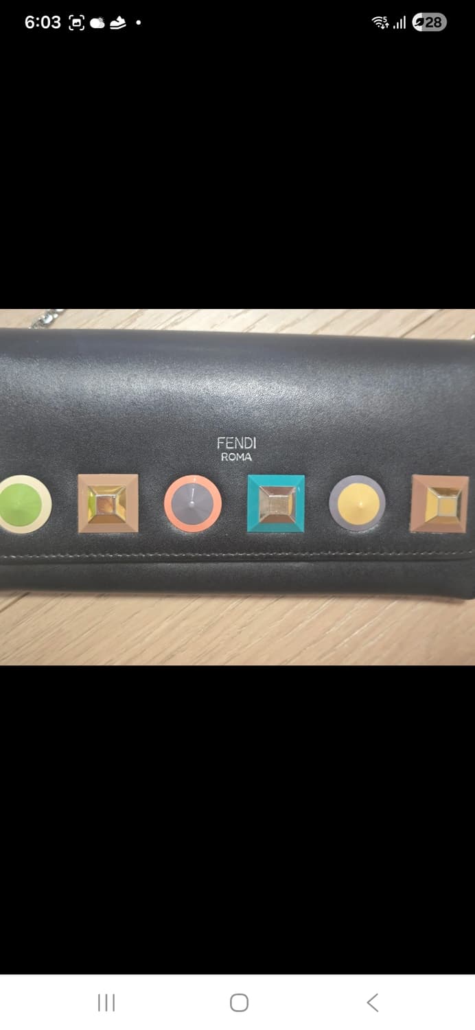 펜디 스터드.미니백겸 지갑 상품이미지2