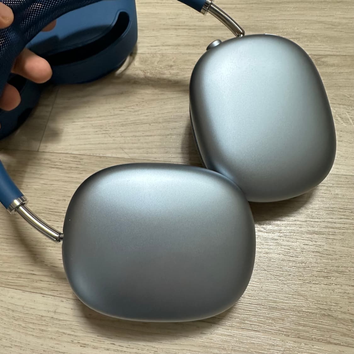 에어팟 맥스 블루 상품이미지3