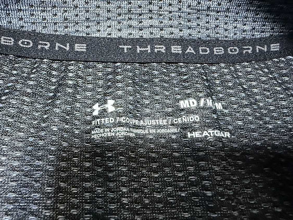 언더아머 반집업 티셔츠 남성용 100사이즈 상품이미지3