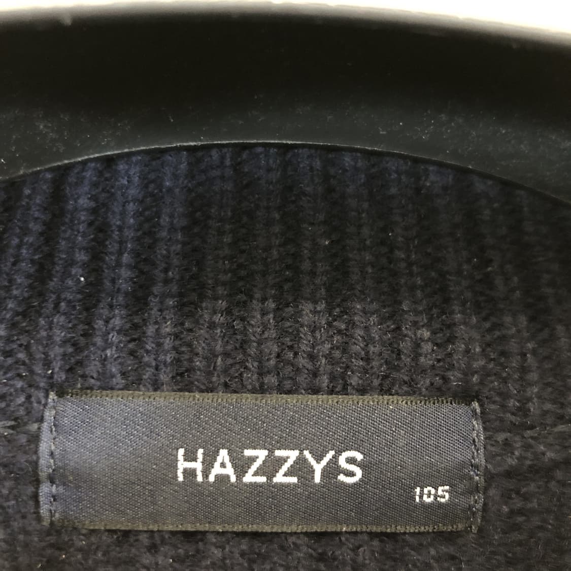 헤지스 울 100% 자수로고 니트집업 105  상품이미지5