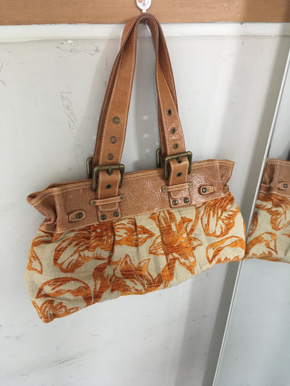 Tommy bahama bag 상품이미지1