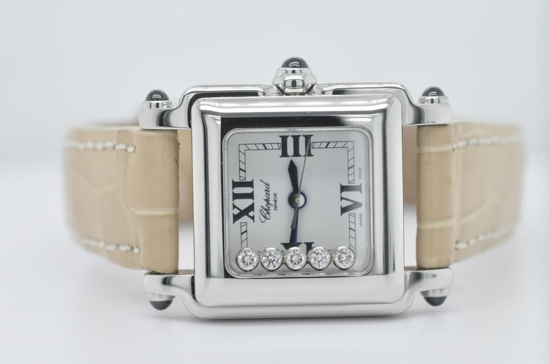 쇼파드 Chopard
해피스포츠 스퀘어 무빙 다이아몬드 중고명품 손목시계 상품이미지4