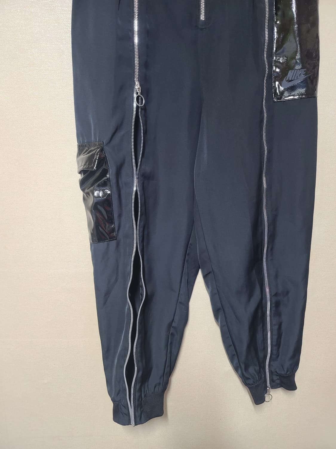 나이키 우먼스 클래쉬 우븐팬츠 상품이미지3