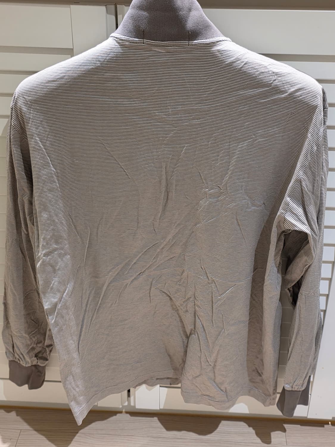 입생로랑 뿌르옴므 롱슬리브 티 상품이미지2