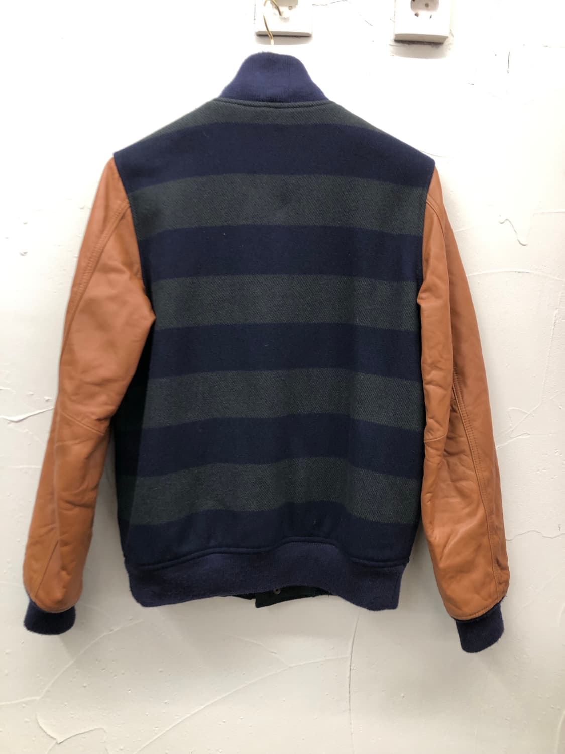 나이키 양가죽 바시티 자켓 상품이미지2