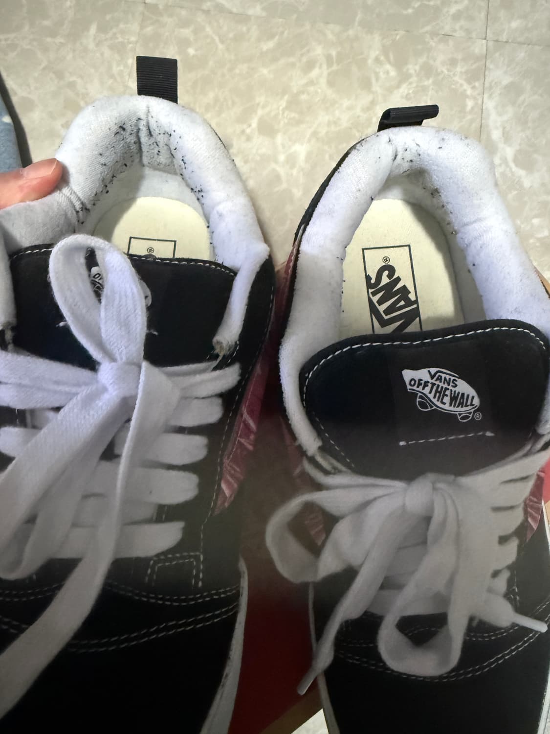 275사이즈 반스 피치스 크누스쿨 블랙 핑크 상품이미지2