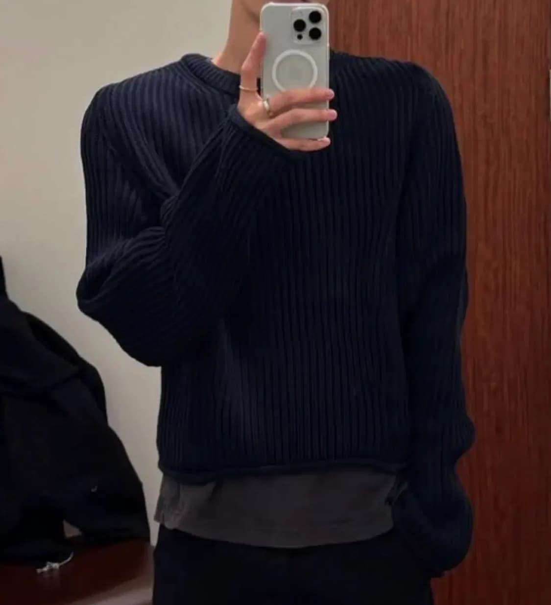 노앙 RIBBED CROP KNIT NAVY 상품이미지1