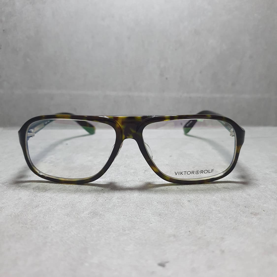 빅터앤롤프 70-0020 뿔테 상품이미지2