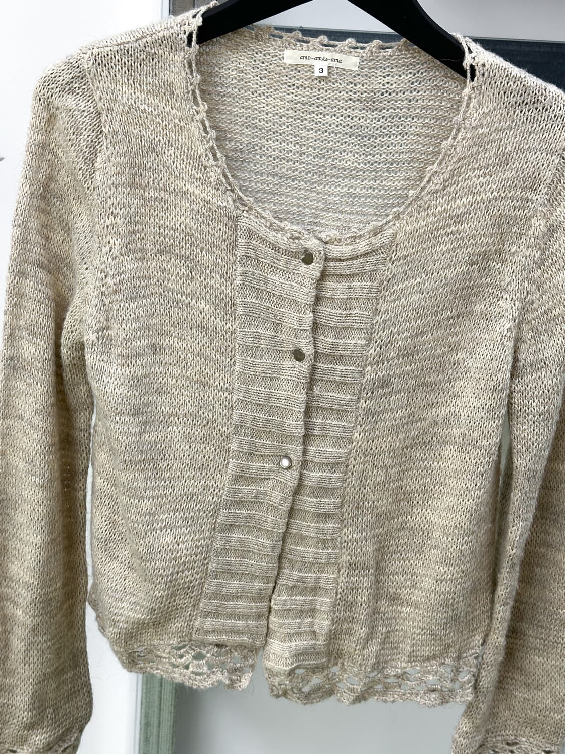 beige 3 buttons cardigan 상품이미지4