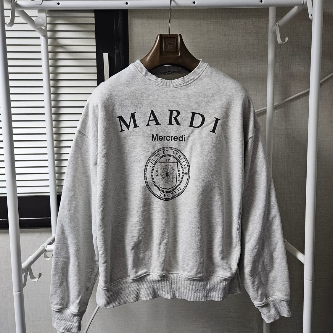 마르디 메크르디 맨투맨 티셔츠 상품이미지4