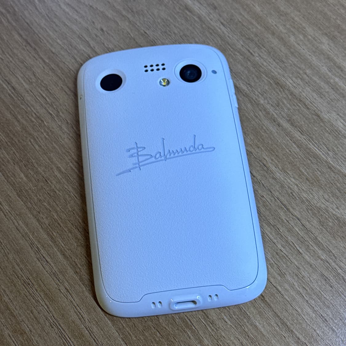 발뮤다폰 화이트 상품이미지9