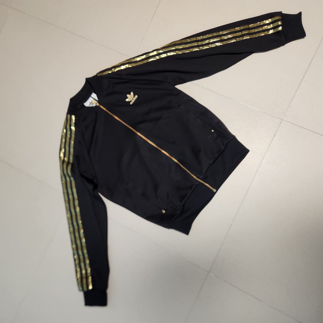 아디다스 금장 블랙/골드 트랙 수트 세트 상품이미지3