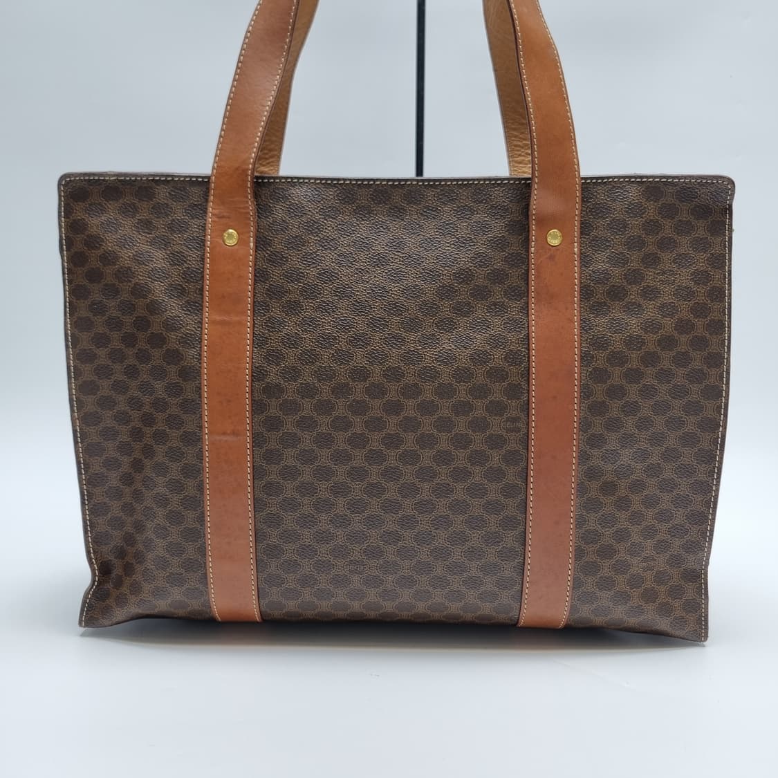 셀린느 마카담 쇼퍼백 숄더백 남녀공용 (상급, 주우재백) 상품이미지4