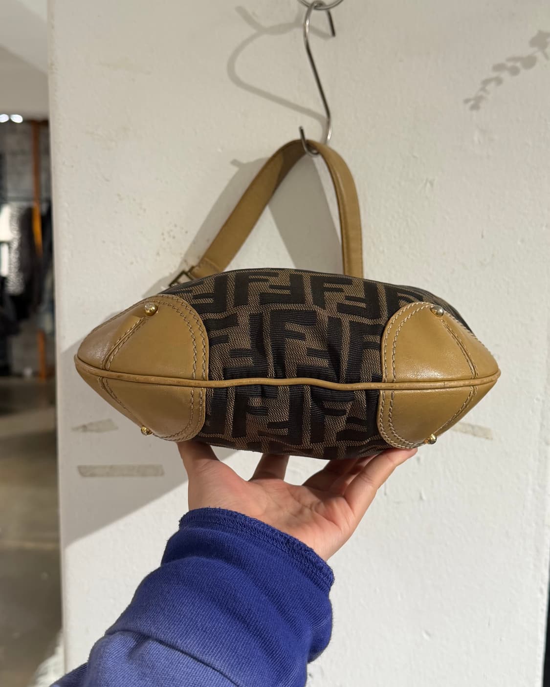 펜디 브라운 주카 캔버스 호보백 상품이미지6