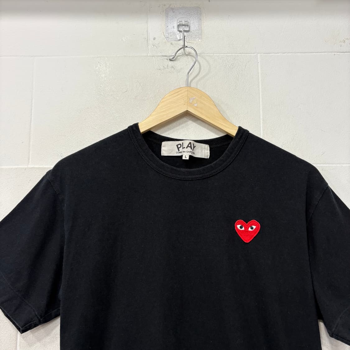 꼼데가르송플레이 레드하트 와펜 반팔 상품이미지2