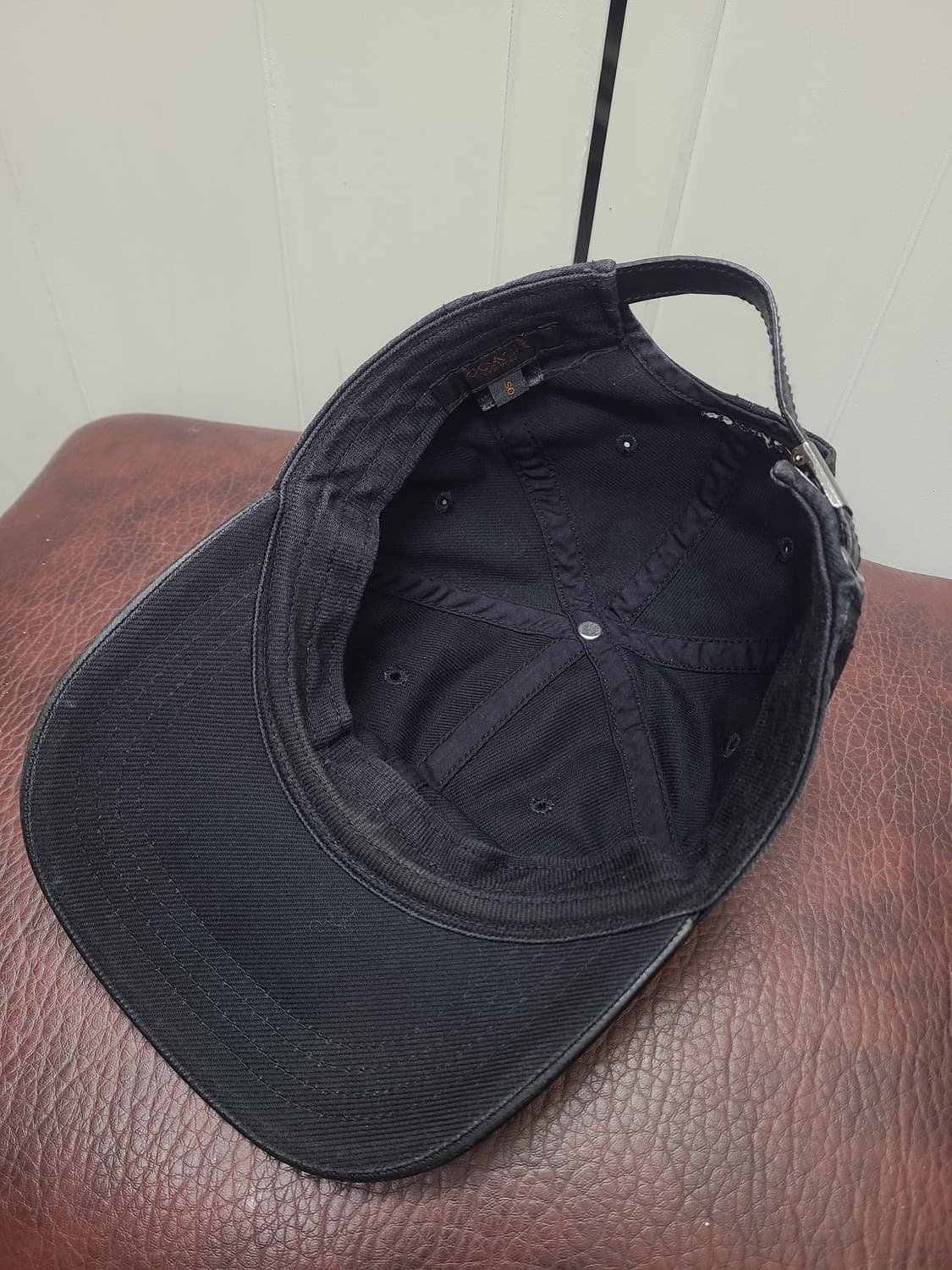 코치 레더 캔버스 볼캡 상품이미지5