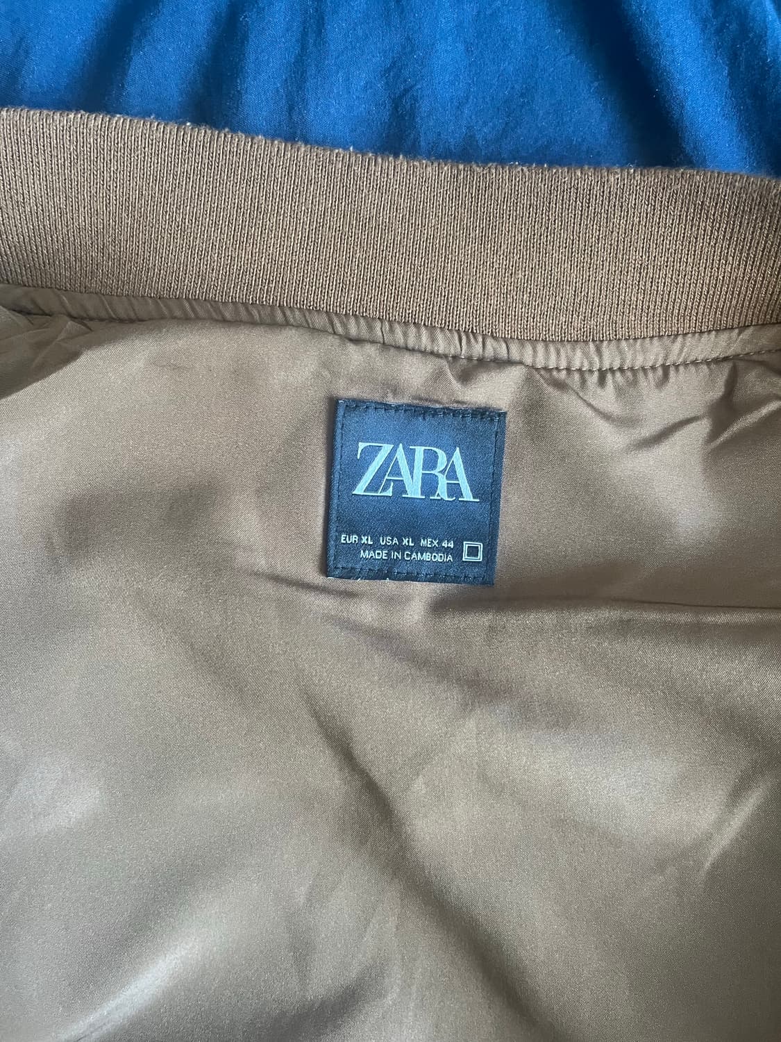 자라 Faux Suede Bomber Jacket 상품이미지7