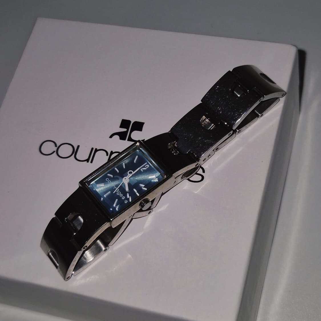 90s 꾸레쥬 스페이스 에이지 터콰이즈 스퀘어 시계 상품이미지7