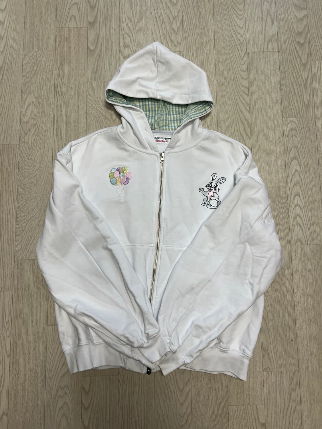 더뮤지엄비지터 후드집업 상품이미지1