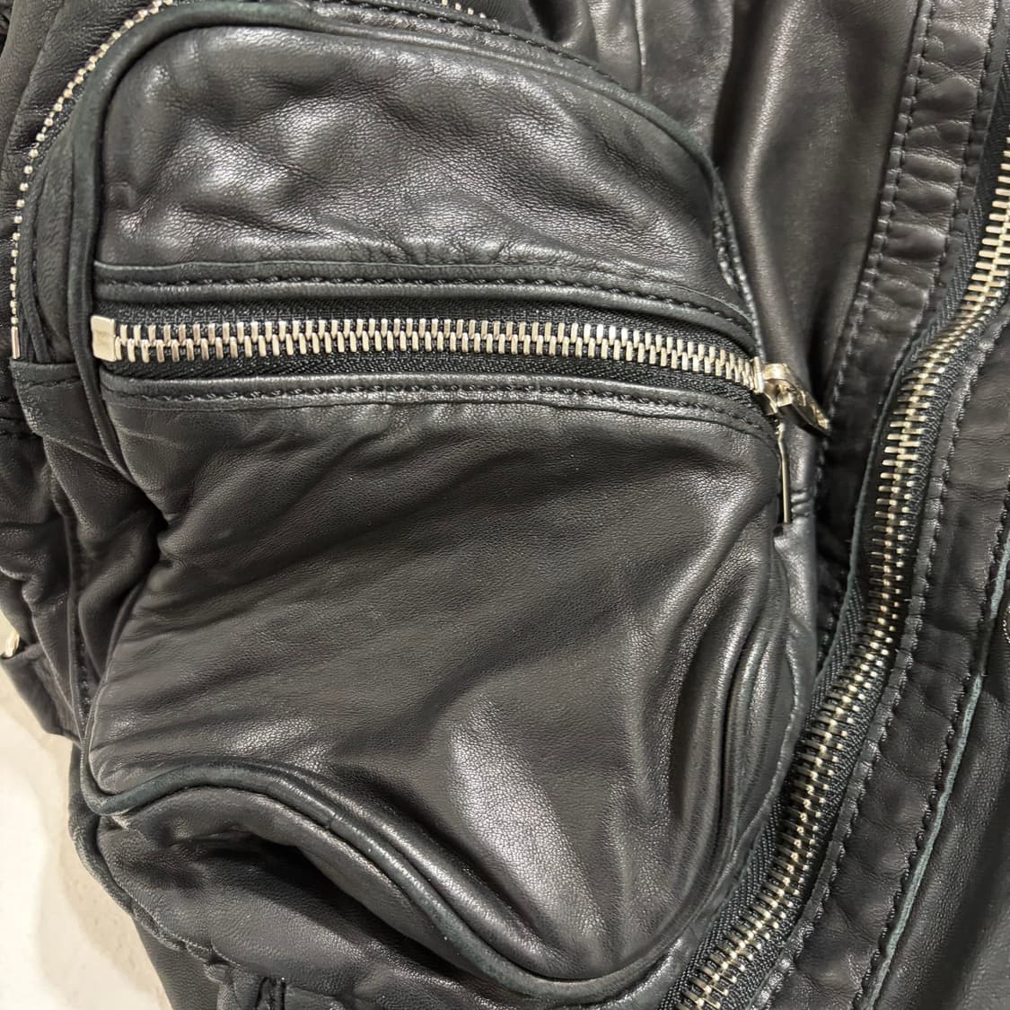 알렉산더왕 레더 마르티백 상품이미지5