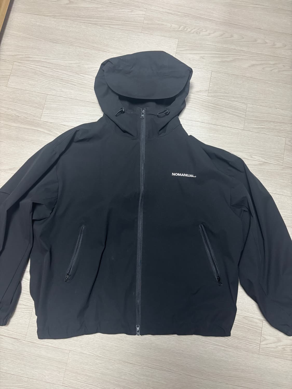 노메뉴얼 페논 윈드 자켓 (바람막이) 판매합니다 상품이미지1