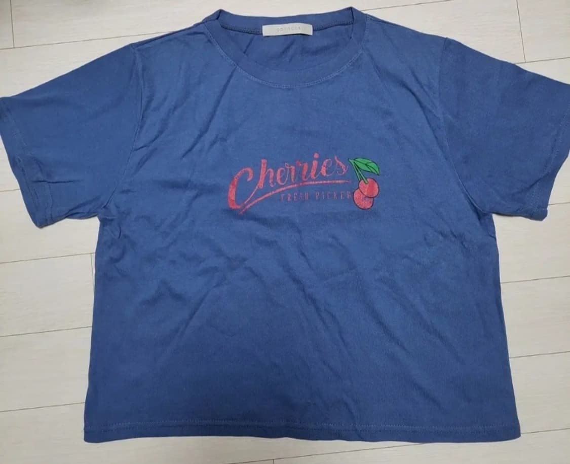 급처새상품!코인코즈 구찌느낌 체리반팔면티셔츠 키르시st리즈리사st샤틴st 상품이미지1