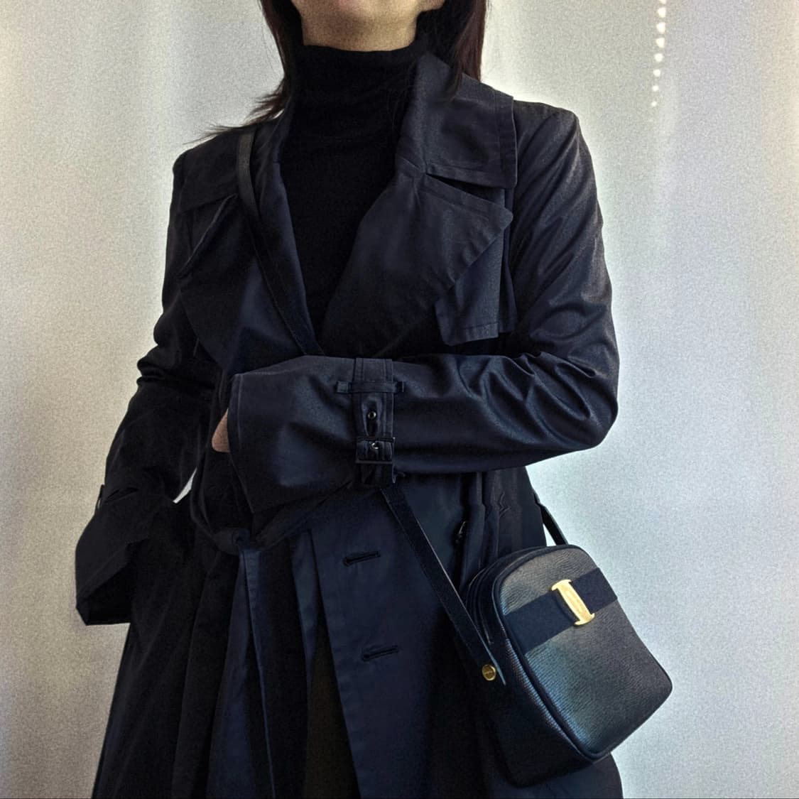 [정품 Ferragamo] 페레가모 바라리본 카메라백 크로스백 상품이미지2