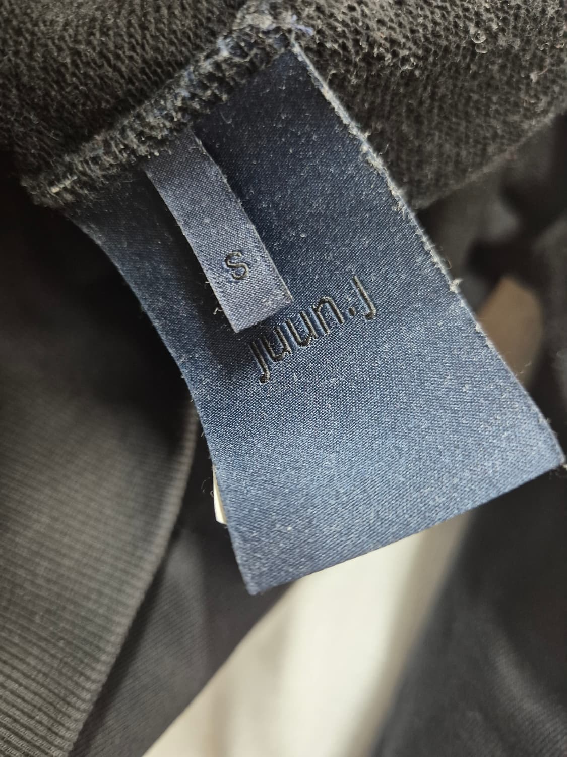 준지 Juun.J 오버핏 아카이브 맨투맨 / 110 (정품) 상품이미지5