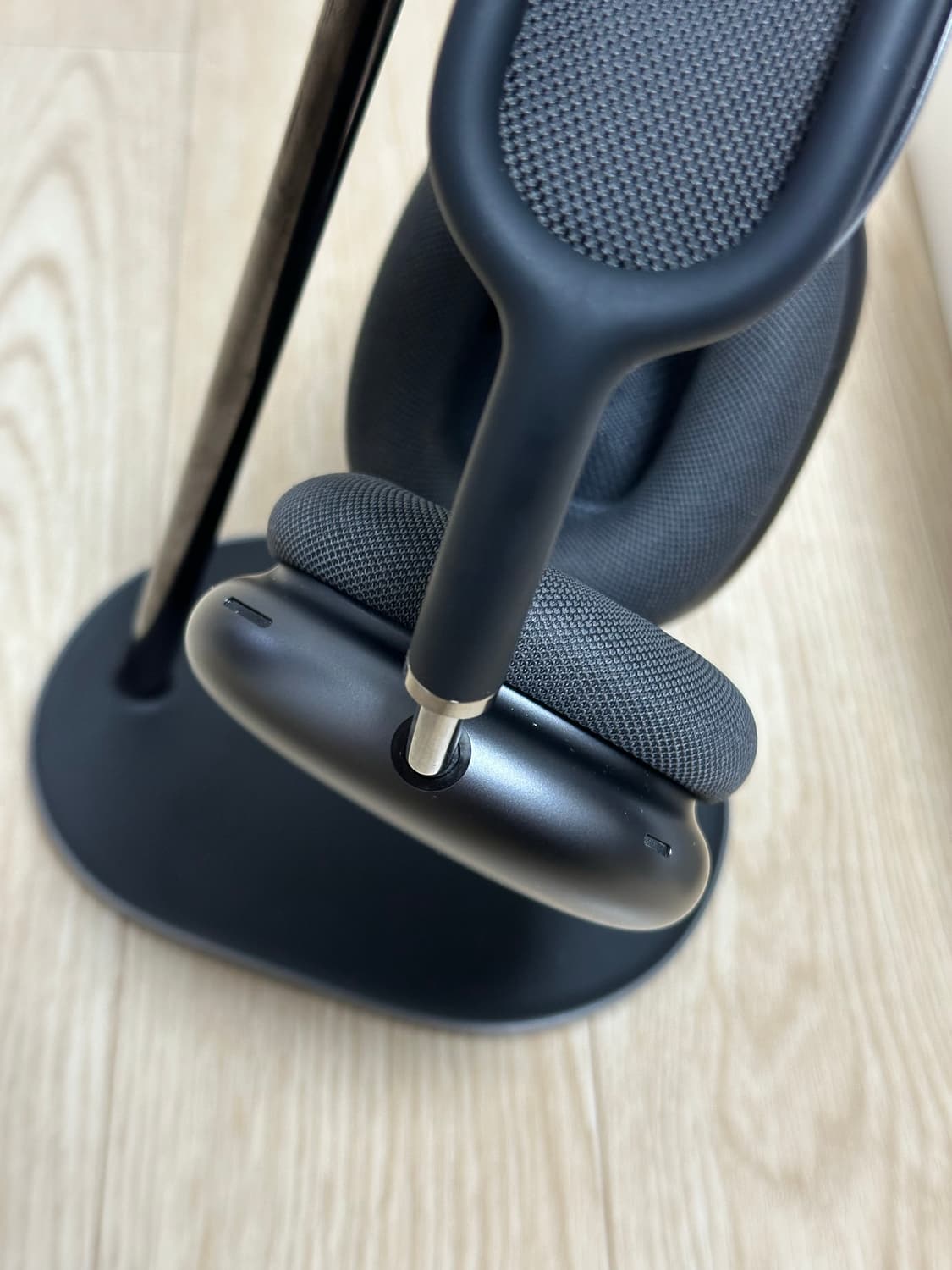 [상태 최상] 애플 에어팟 맥스 스페이스 그레이 풀박스 거치대포함 상품이미지5