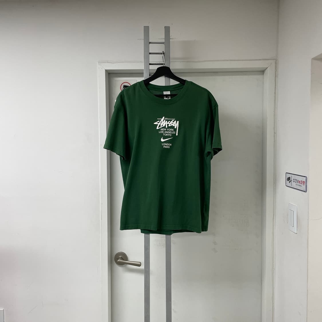 나이키 스투시 월드투어 반팔 티셔츠 그린 L 상품이미지1
