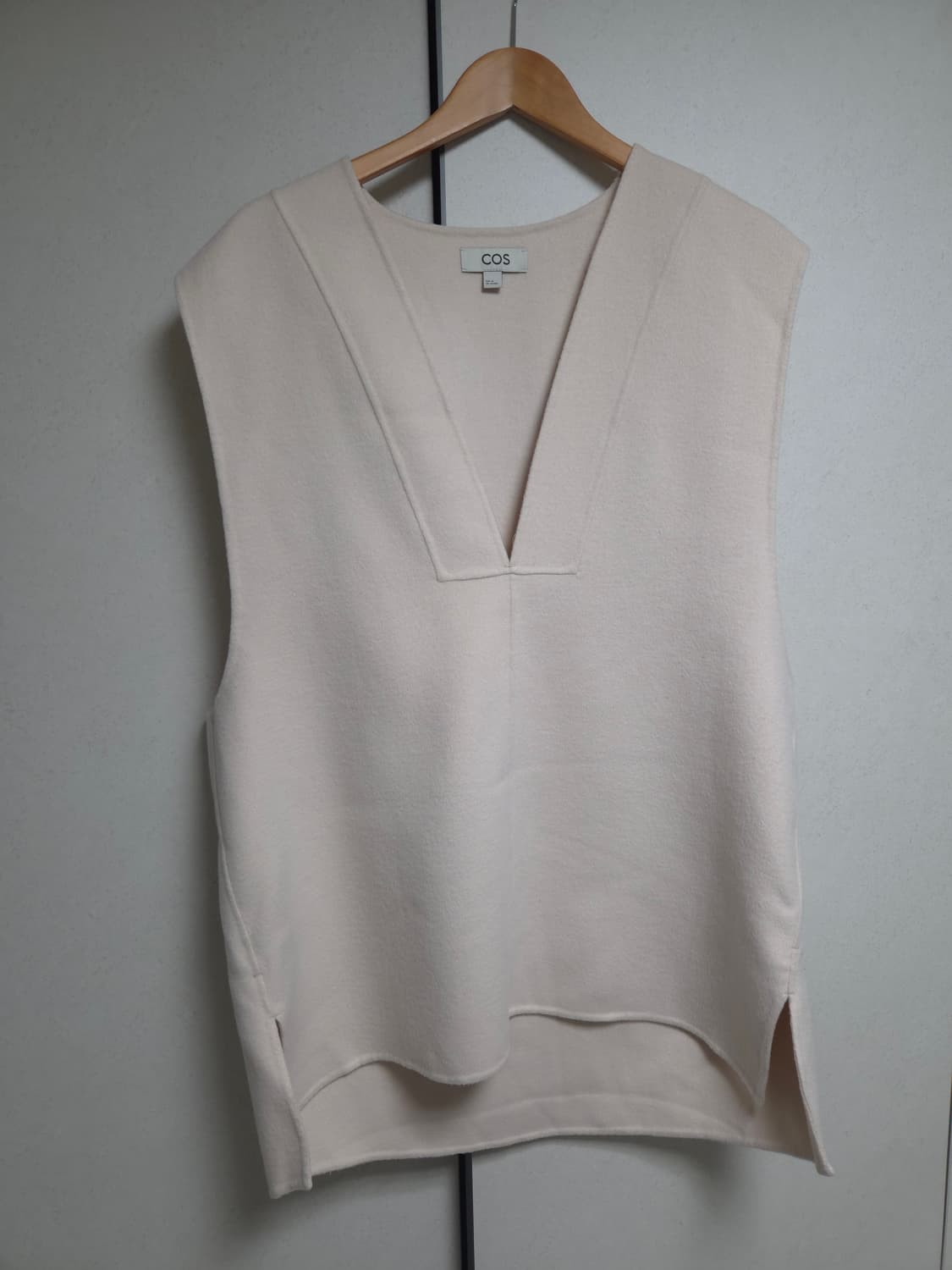 코스 COS 울 베스트 핸드메이드조끼 상품이미지2