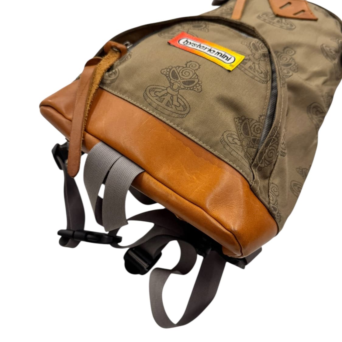 히스테릭글래머 레더 나일론 백팩 카키 상품이미지6