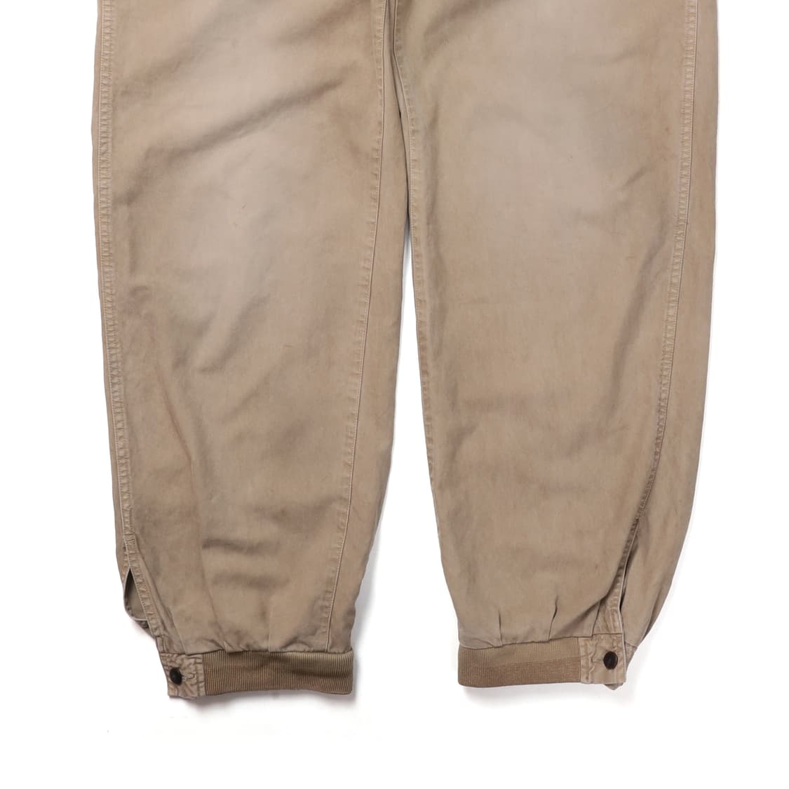 비즈빔 Visvim Carrol Chino Pants

 상품이미지3