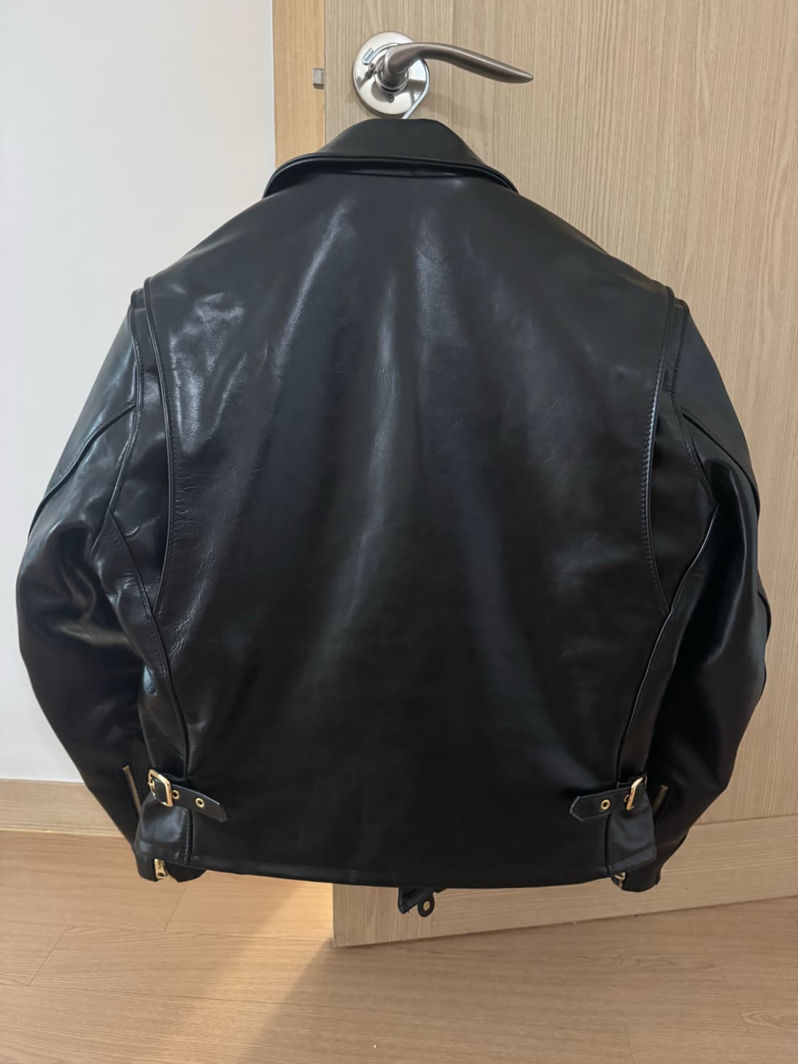 쇼트 689h 42size 새상품 팝니다. 상품이미지3