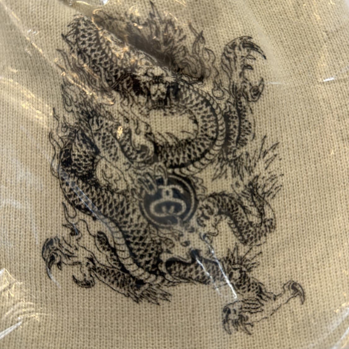 25FW 스투시 스컬캡 드래곤 프린트 비니 스톤 상품이미지2