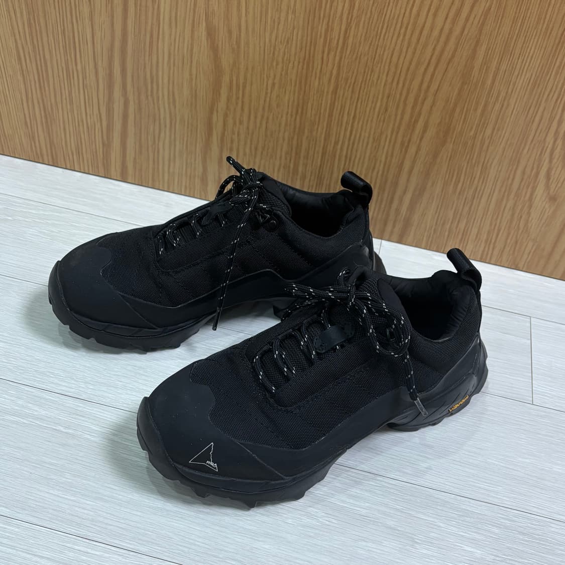 로아 카타리나 블랙 상품이미지1