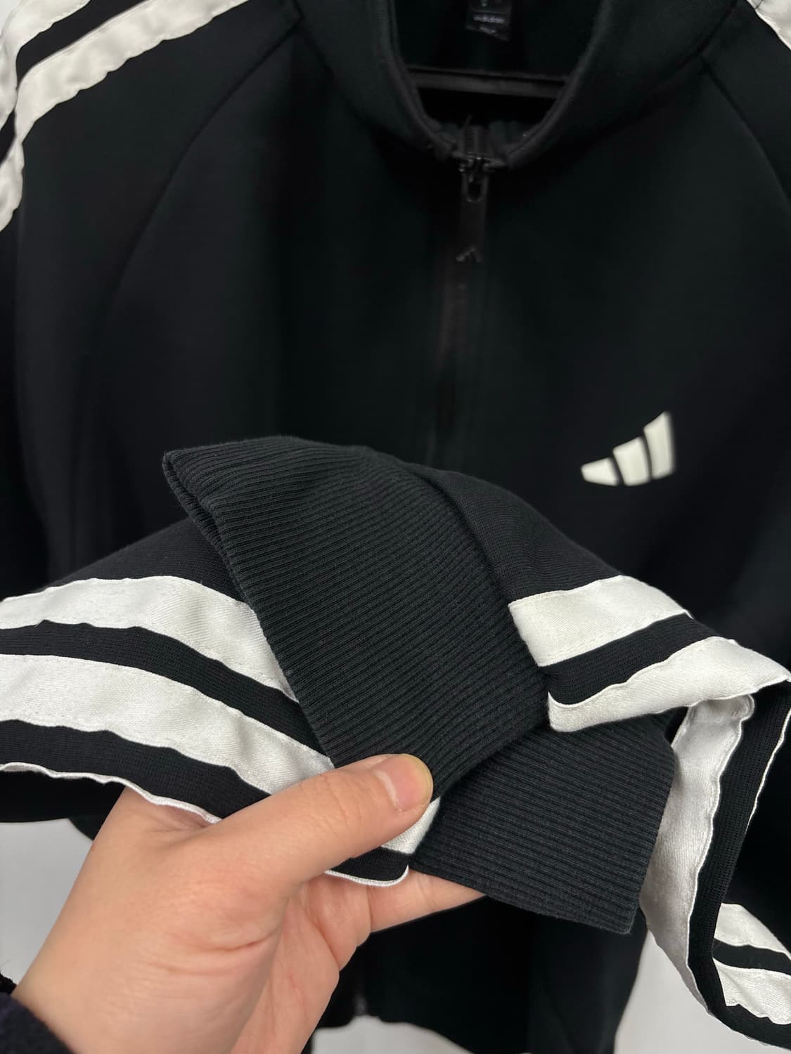 아디다스 백로고 레터링  트랙탑 후 상품이미지4