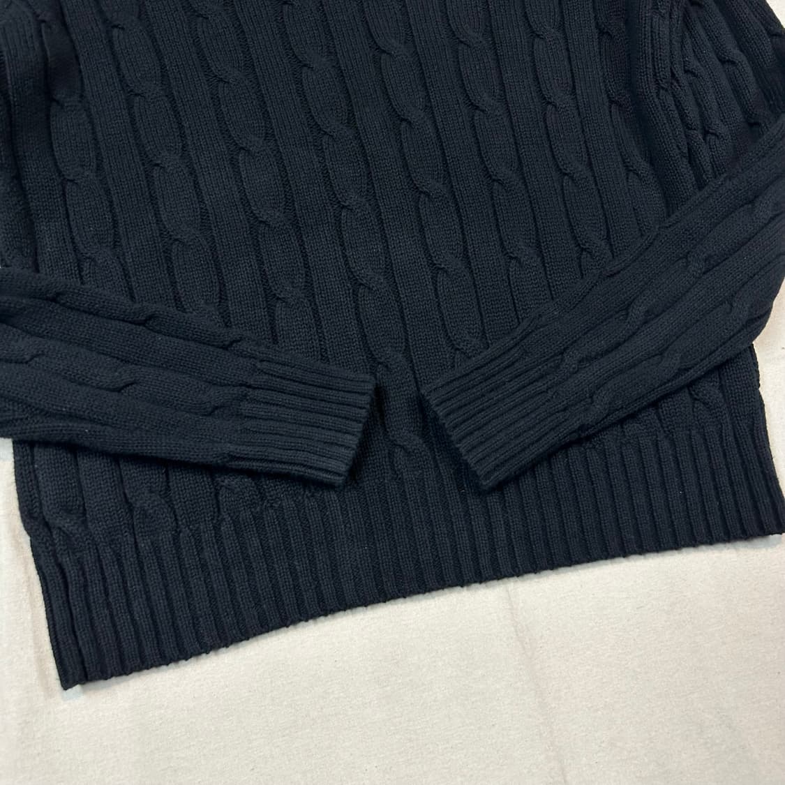 L) 폴로 랄프로렌 케이블 꽈배기 브이넥 니트 신형 큐알탭 상품이미지4