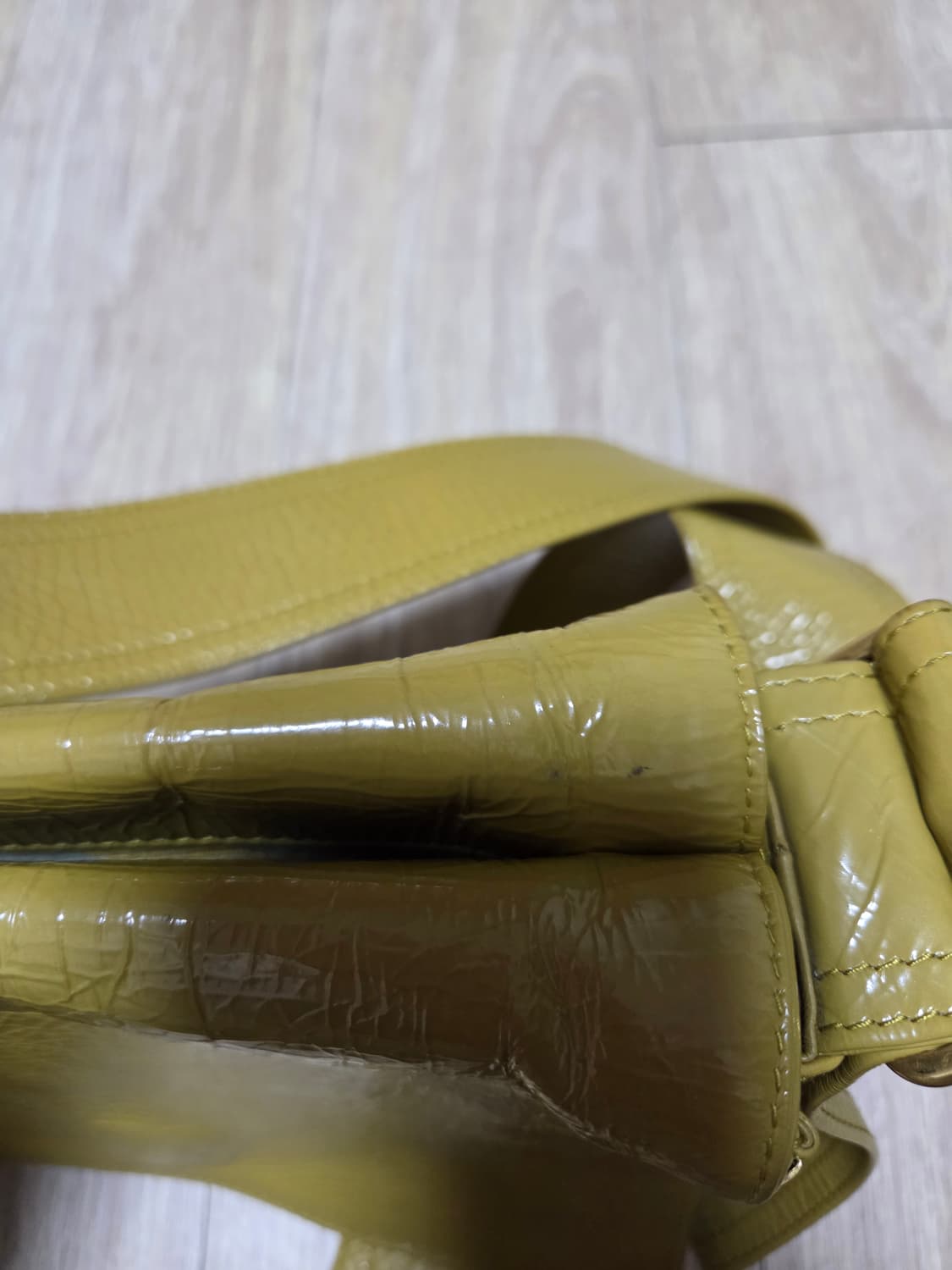 버버리 트렌치 레더 크로스바디백 상품이미지9