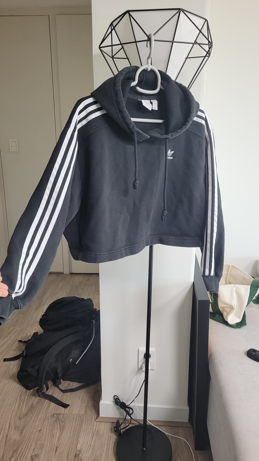 아디다스 불꽃  숏기장  후드티-S사이즈 상품이미지2